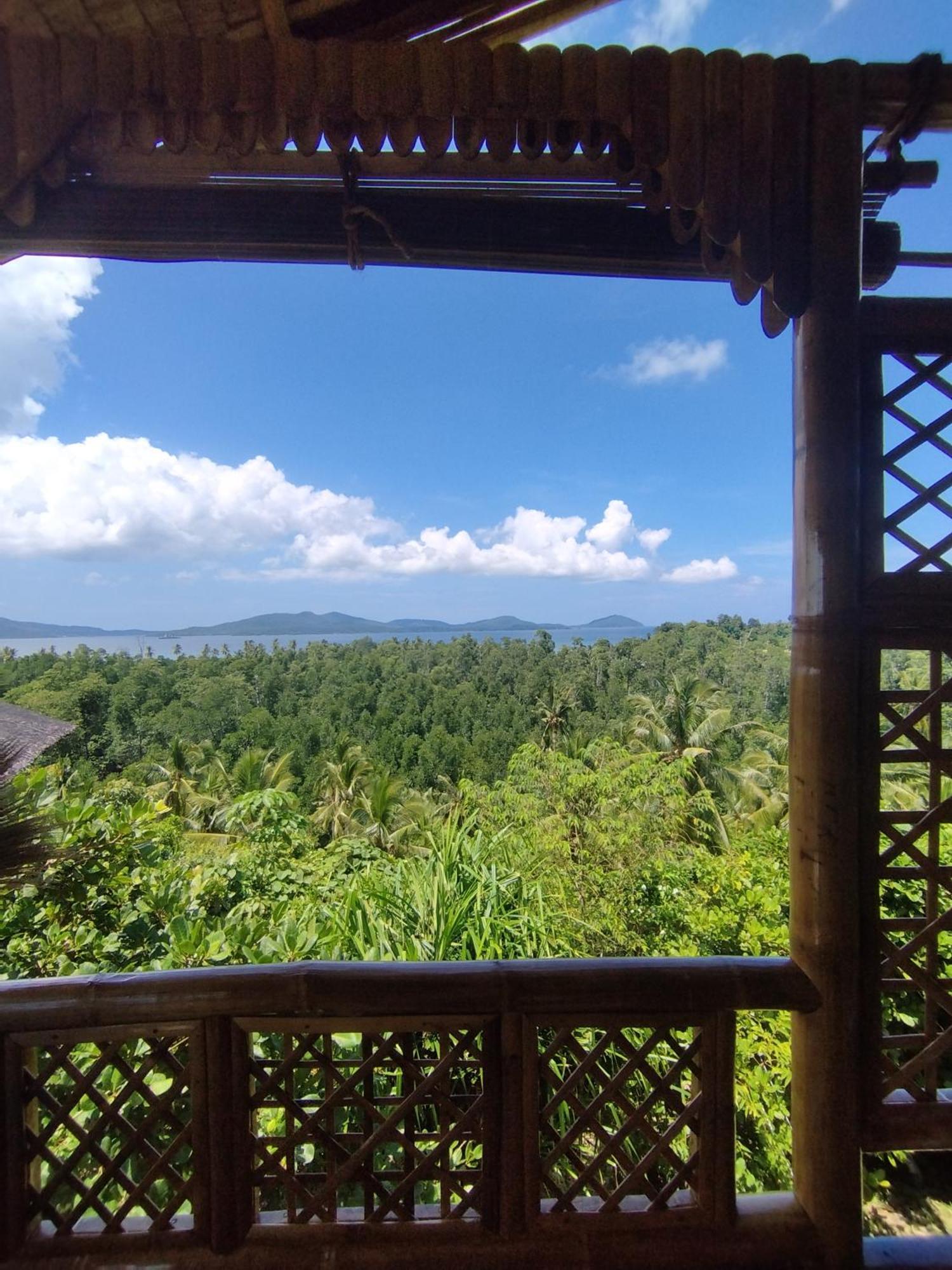 Ocean Green Eco Lodge Puerto Princesa Exterior foto