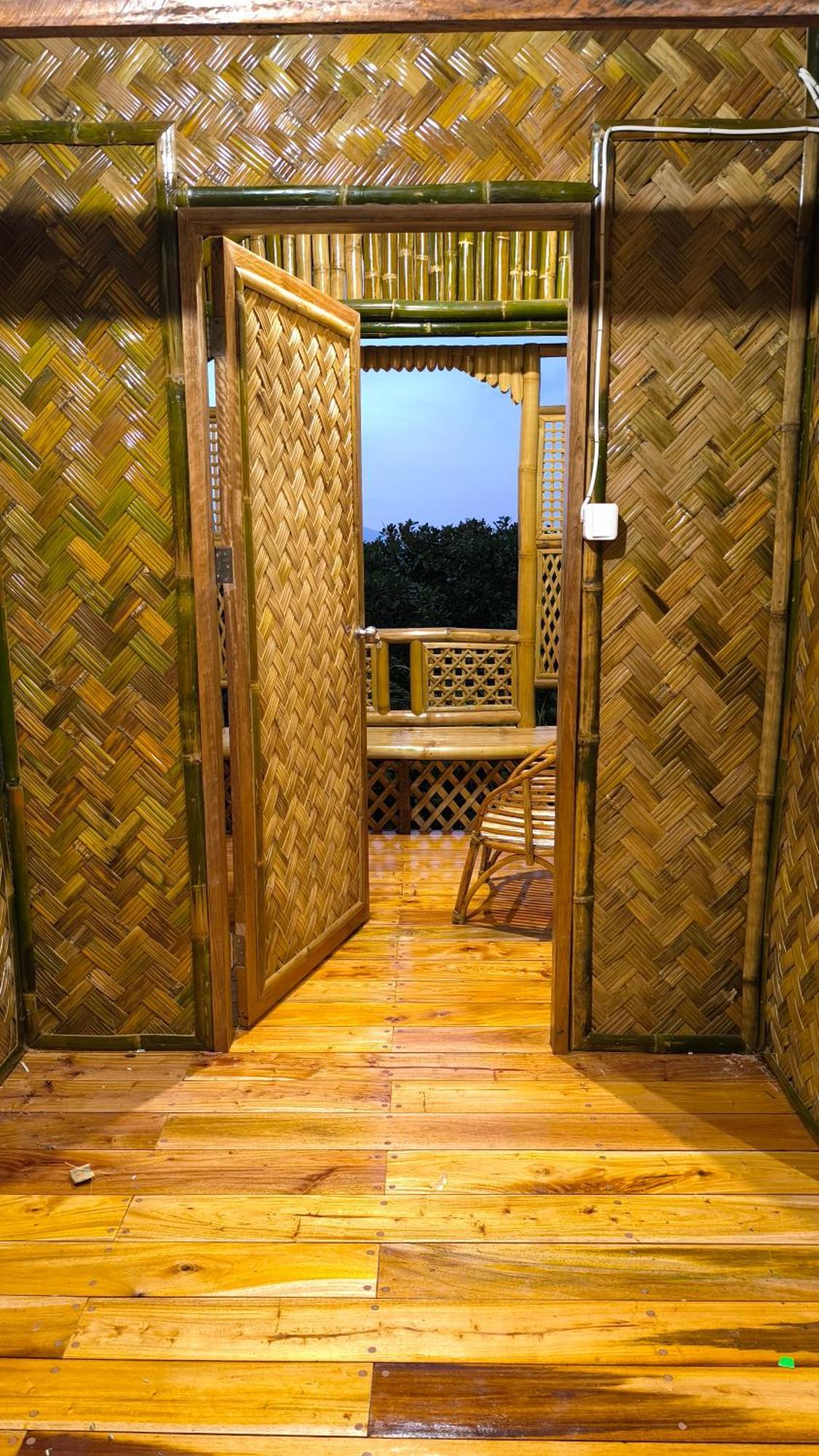 Ocean Green Eco Lodge Puerto Princesa Exterior foto